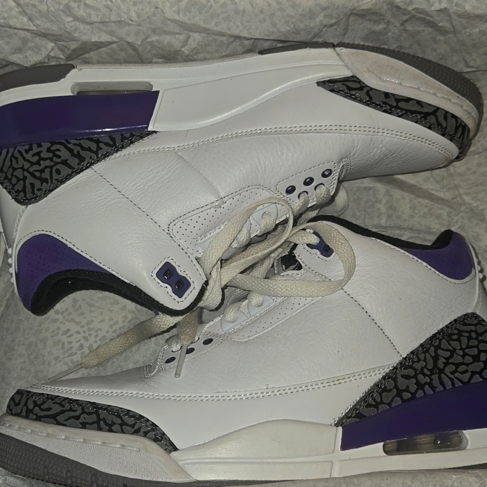 Size 7.5 - Air Jordan 3 Retro Dark Iris CT8532-105 Mens (USED)